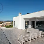 V5 Emma - Luxury 5 Bedroom, Pool And Jacuzzi *