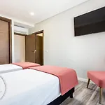V5 Emma - Luxury 5 Bedroom, Pool And Jacuzzi * Alvor