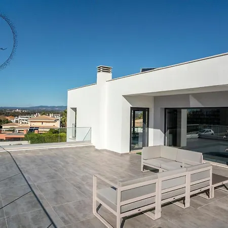 Villa V5 Emma - Luxury 5 Bedroom In With Private Pool And Jacuzzi Alvor