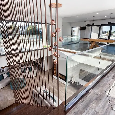 V5 Emma - Luxury 5 Bedroom In With Private Pool And Jacuzzi Vila