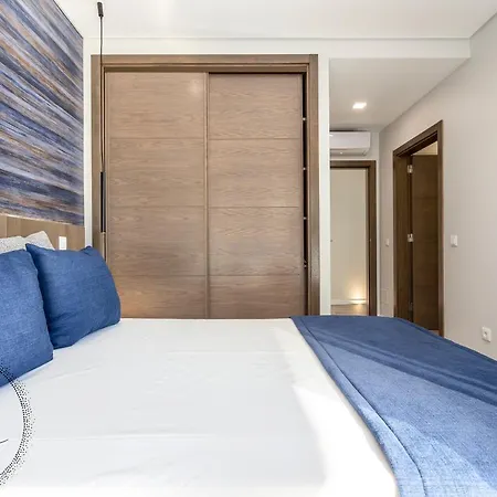 V5 Emma - Luxury 5 Bedroom In With Private Pool And Jacuzzi * Алвор