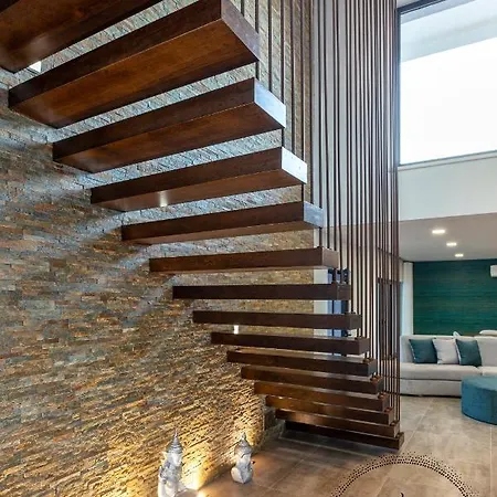 V5 Emma - Luxury 5 Bedroom In With Private Pool And Jacuzzi Вилла *