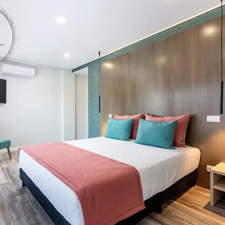 Villa V5 Emma - Luxury 5 Bedroom In With Private Pool And Jacuzzi