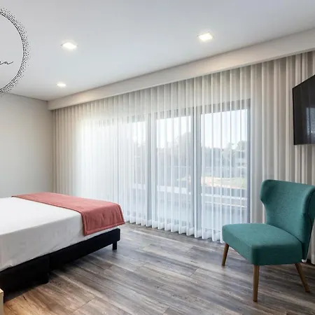 V5 Emma - Luxury 5 Bedroom In With Private Pool And Jacuzzi