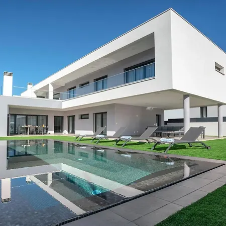 V5 Emma - Luxury 5 Bedroom In With Private Pool And Jacuzzi Villa *