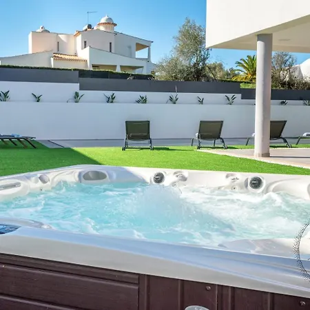Private Alvor Villa With Pool And Jacuzzi Villa *