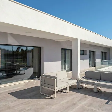 Private With Pool And Jacuzzi Villa